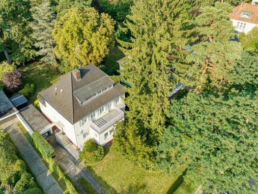 Stadthaus zum Kauf als Kapitalanlage geeignet 9.015 € 10 Zimmer 274 m² 1.100 m² Grundstück Dahlem Berlin 14195