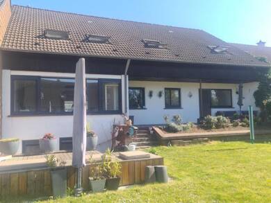 Haus zum Kauf 435.000 € 11 Zimmer 242 m² 470 m² Grundstück Homburg Homburg 66424