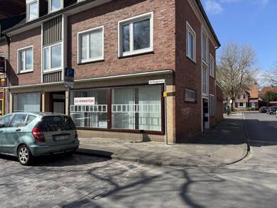 Wohnung zur Miete 520 € 3 Zimmer 70 m² Dachgeschoss frei ab 01.06.2025 Stadtzentrum Emden 26721