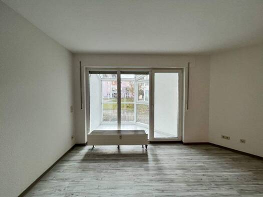 Wohnung zur Miete 950 € 3 Zimmer 75,9 m² EG Rathenaustr. 22 Markkleeberg 04416