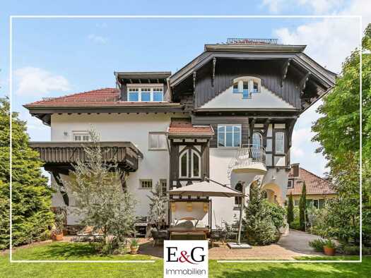 Einfamilienhaus zum Kauf 11 Zimmer 389,5 m² 793 m² Grundstück Ost Ost 70184
