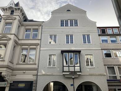 Wohnung zur Miete 890 € 2 Zimmer 94 m² frei ab 01.09.2025 Detmold - Kernstadt Detmold 32756