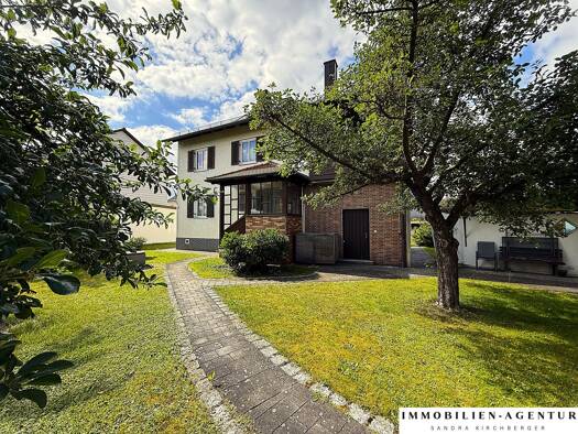 Mehrfamilienhaus zum Kauf 425.000 € 8 Zimmer 158 m² 796 m² Grundstück Krondorf Schwandorf 92421