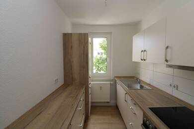 Wohnung zur Miete 429 € 3 Zimmer 56,5 m² 2. Geschoss Franz-Kögler-Ring 9 Wasserberg - West Freiberg 09599