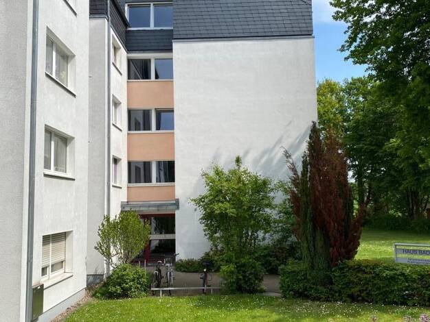 Wohnung zur Miete nur mit Wohnberechtigungsschein 277 € 1,5 Zimmer 41 m² 3. Geschoss Bugenhagenstraße 53 Höhenhaus Köln 51061
