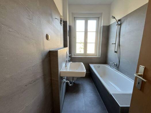 Wohnung zur Miete 422 € 3 Zimmer 64,8 m² 2. Geschoss Erich-Steinfurth-Straße 19 Ebersdorf Chemnitz 09131