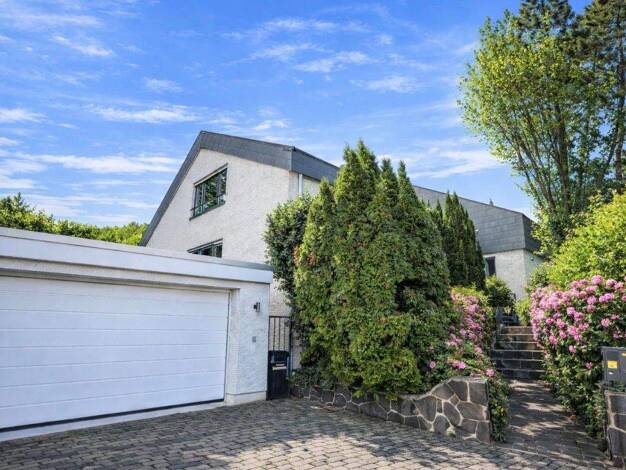 Einfamilienhaus zum Kauf 1.380.000 € 6 Zimmer 325 m² 980 m² Grundstück Bensheim 64625