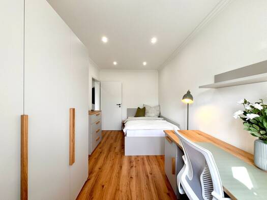 WG-Zimmer zur Miete 695 € 3 Zimmer 11 m² Geschoss 2/2 frei ab 15.04.2026 Colmarer Straße 1 Thalk.Obersendl.-Forsten-Fürstenr.-Solln München 81379