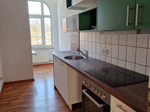 Wohnung zur Miete 440 € 3 Zimmer 79,9 m² 1. Geschoss frei ab 01.09.2026 Südwall 38 Stendal 39576