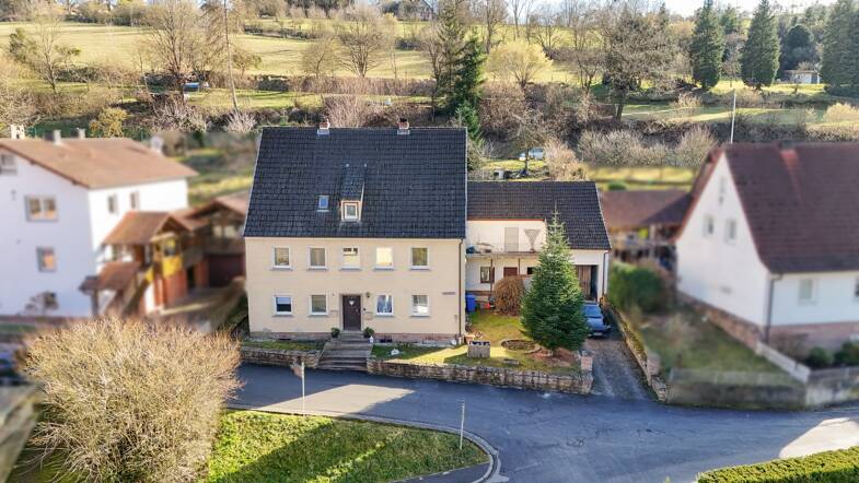 Mehrfamilienhaus zum Kauf 240.000 € 13 Zimmer 216 m² 959 m² Grundstück Rieneck 97794