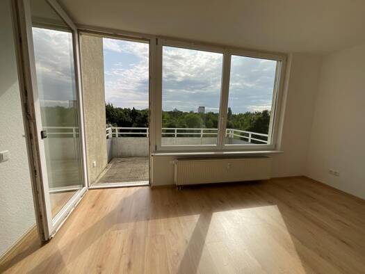 Wohnung zur Miete 1.063 € 3 Zimmer 76,7 m² 2. Geschoss Krefelder Straße 159 Heerdt Düsseldorf 40549