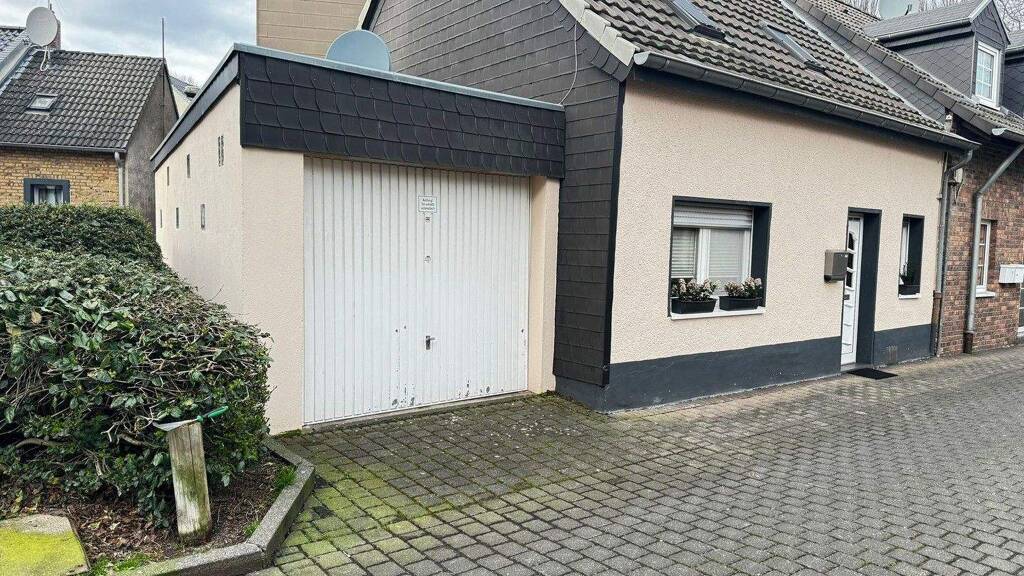 Einfamilienhaus zur Miete 1.150 € 3 Zimmer 75 m² 110 m² Grundstück frei ab 15.03.2026 Frechen 50226