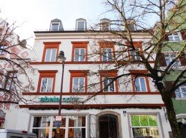 Wohnung zur Miete 900 € 3 Zimmer 105,5 m²<br/>Wohnfläche ab sofort<br/>Verfügbarkeit Harderstraße Altstadt - Nordost Ingolstadt 85049