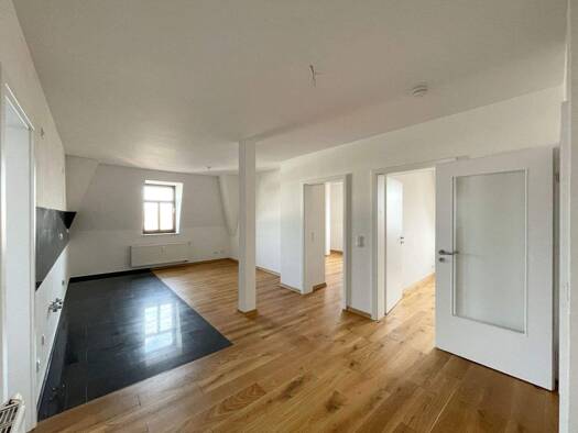 Wohnung zur Miete 1.203 € 4,2 Zimmer 102,8 m² 4. Geschoss frei ab 01.02.2026 Tharandter Str. 58 Löbtau-Süd Dresden 01159