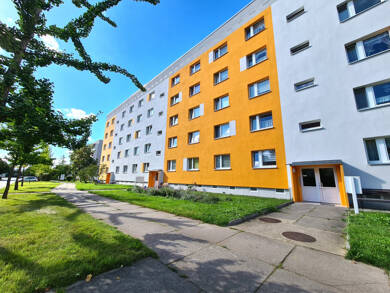 Wohnung zur Miete 201 € 2 Zimmer 40,7 m² 2. Geschoss Walter-Richter-Straße 22 Pirna Pirna 01796