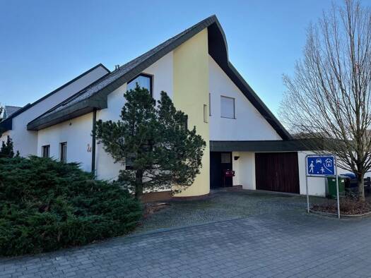 Doppelhaushälfte zur Miete 2.200 € 6 Zimmer 150 m² 500 m² Grundstück frei ab 01.02.2026 Blankenloch Stutensee 76297