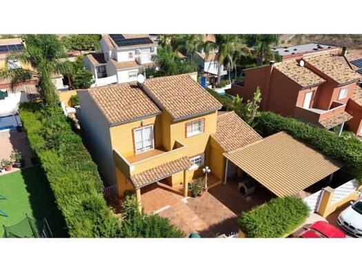 Chalet zum Kauf 399.000 € 4 Zimmer 199 m² 545 m² Grundstück Llíria 46160