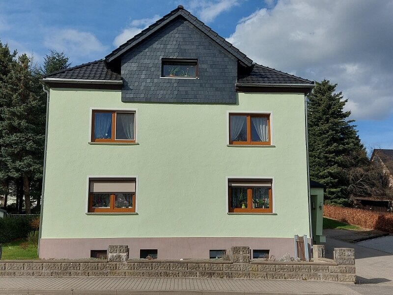 Einfamilienhaus zum Kauf 260.000 € 7 Zimmer 180 m²<br/>Wohnfläche 790 m²<br/>Grundstück Burkau Burkau 01906