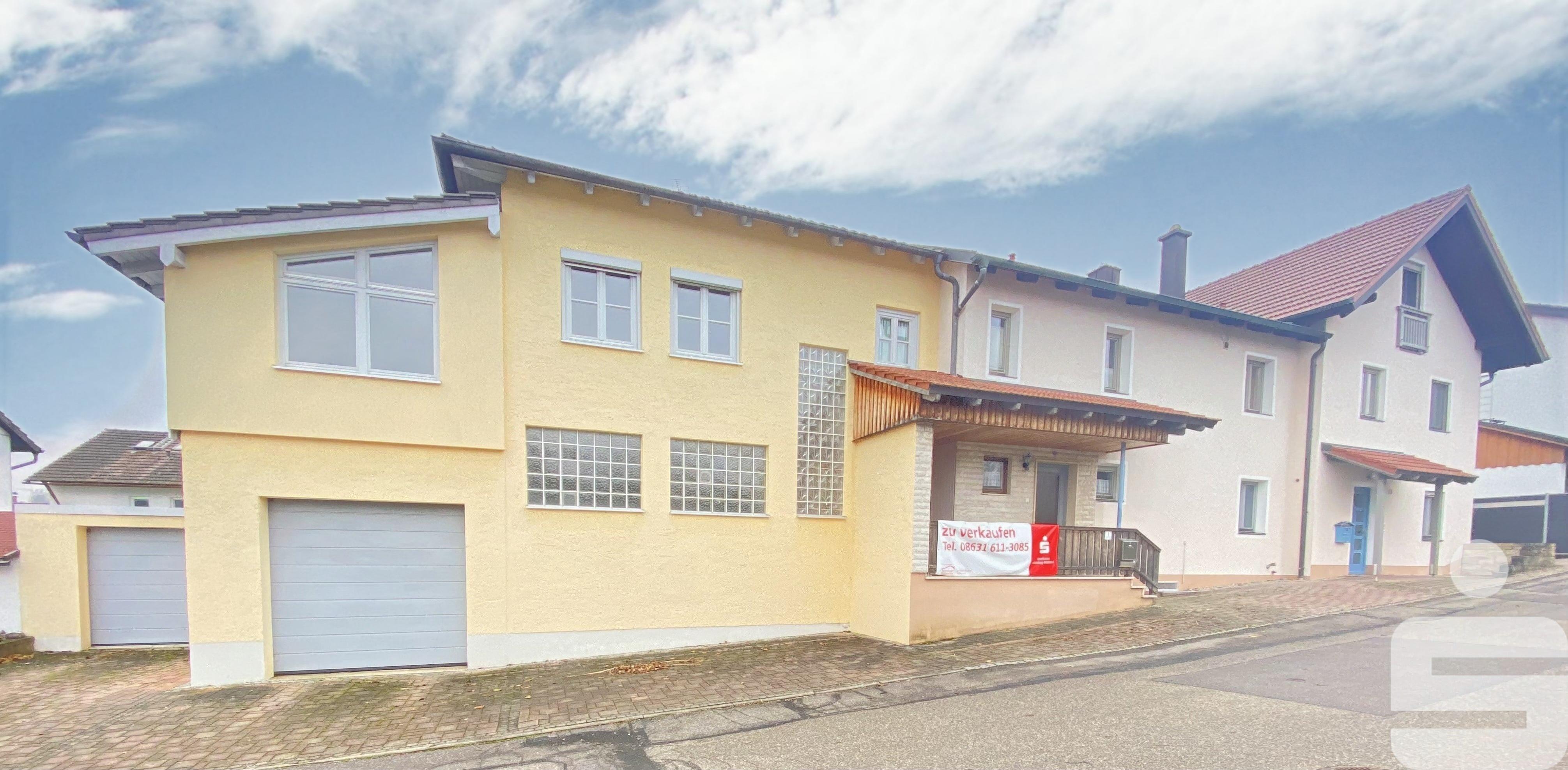 Mehrfamilienhaus zum Kauf 749.000 € 14 Zimmer 341 m²<br/>Wohnfläche 747 m²<br/>Grundstück ab sofort<br/>Verfügbarkeit Reischach Reischach 84571