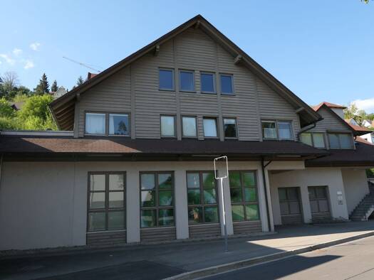 Atelier zur Miete 780 € 7 Zimmer 107 m² Bürofläche Altensteig Altensteig 72213