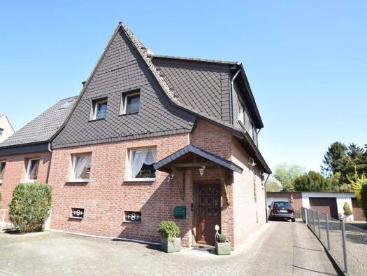 Doppelhaushälfte zum Kauf 319.000 € 5 Zimmer 130 m² 739 m² Grundstück frei ab sofort Rünthe Bergkamen 59192