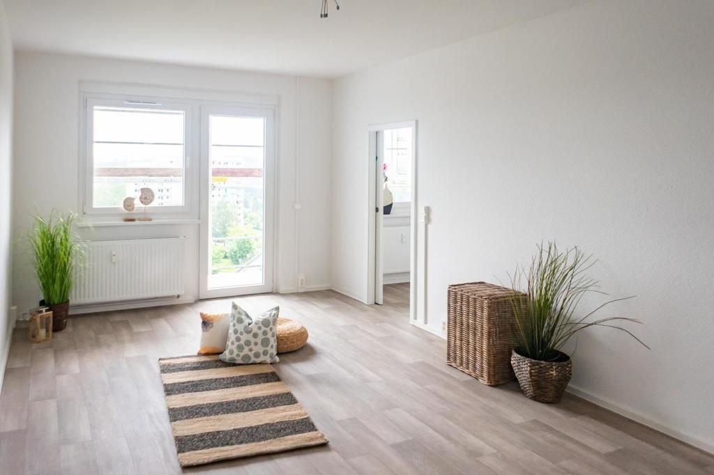 Wohnung zur Miete 251 € 1 Zimmer 35,9 m²<br/>Wohnfläche 6.<br/>Geschoss 16.12.2024<br/>Verfügbarkeit Am Harthwald 1 Markersdorf 625 Chemnitz 09123