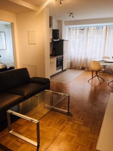 Wohnung zur Miete Wohnen auf Zeit 1.410 € 2 Zimmer 51,8 m² frei ab 15.01.2025 Bahnhofstrasse Adolfsallee Wiesbaden 65185