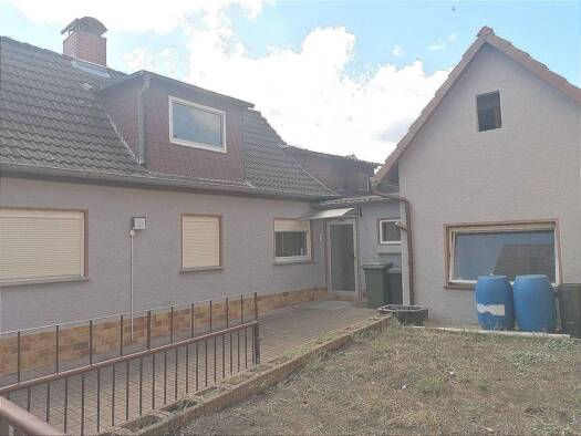 Einfamilienhaus zur Miete 1.000 € 4 Zimmer 120 m² 200 m² Grundstück frei ab 01.10.2026 Großkrotzenburg 63538