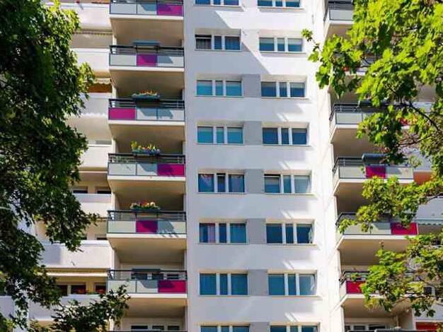 Wohnung zur Miete 713 € 3 Zimmer 80,4 m² 7. Geschoss frei ab 05.09.2026 Altenberger Platz 1 Tolkewitz/Seidnitz-Nord Ortsamtsbereich Blasewitz 01277