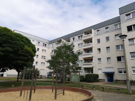 Wohnung zur Miete 420 € 3 Zimmer 68,5 m² EG Clara-Zetkin-Straße 26 Siebleben Gotha 99867