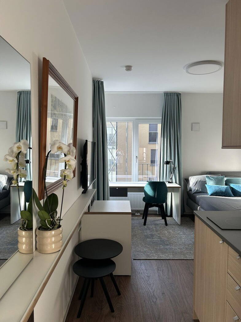 WG-Zimmer zur Miete Wohnen auf Zeit 1.250 € 24 m² 4. Geschoss frei ab 01.06.2025 Lehrter Straße 24b, Mitte Berlin 10557