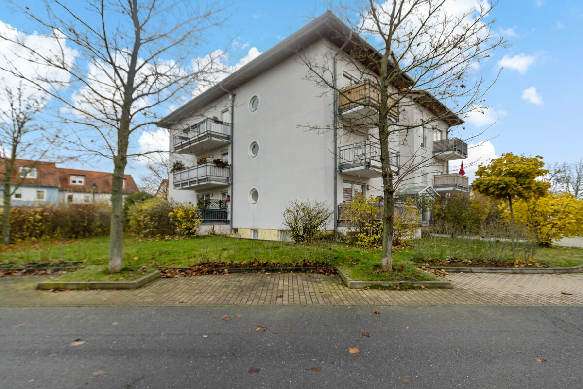 Wohnung zur Miete 750 € 3 Zimmer 76 m²<br/>Wohnfläche 2.<br/>Geschoss 01.03.2025<br/>Verfügbarkeit Dölau Halle 06120