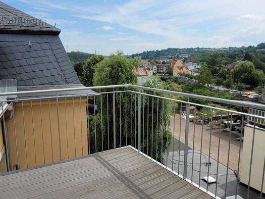 Wohnung zur Miete 690 € 3 Zimmer 77 m² Geschoss 3/5 frei ab sofort Freital Freital 01705