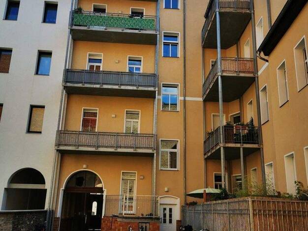 Wohnung zur Miete 640 € 2 Zimmer 84 m² 3. Geschoss Krukenbergstraße 1 Innenstadt Halle 06112