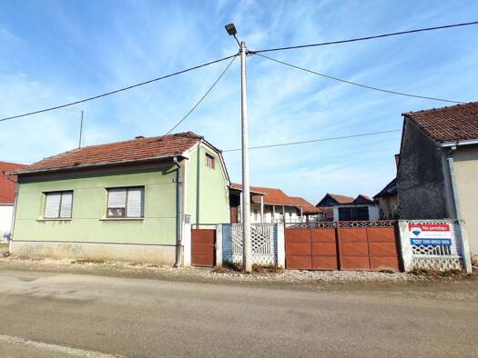 Einfamilienhaus zum Kauf 29.999 € 2 Zimmer 2.336 m² Koprivnica 48000