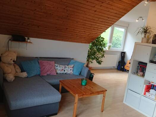 Wohnung zur Miete 880 € 2 Zimmer 70 m² Geschoss 2/2 frei ab 01.10.2025 Gerbrunn 97218