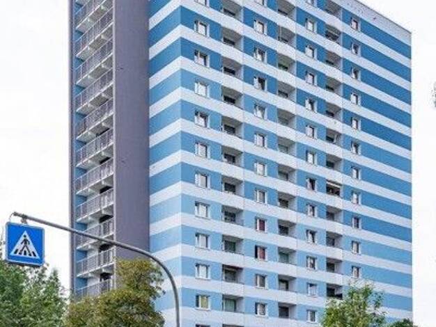 Wohnung zur Miete 597 € 3 Zimmer 77,3 m² 8. Geschoss frei ab 31.08.2026 Michelangelostraße 1 Räcknitz/Zschertnitz Ortsamtsbereich Plauen 01217