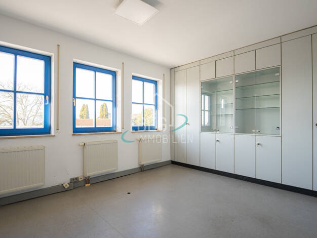 Bürofläche zur Miete 200 € 2 Zimmer 18 m² Bürofläche Westheim Rosengarten 74538