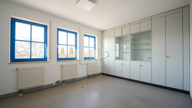Bürofläche zur Miete 200 € 2 Zimmer 18 m² Bürofläche Westheim Rosengarten 74538