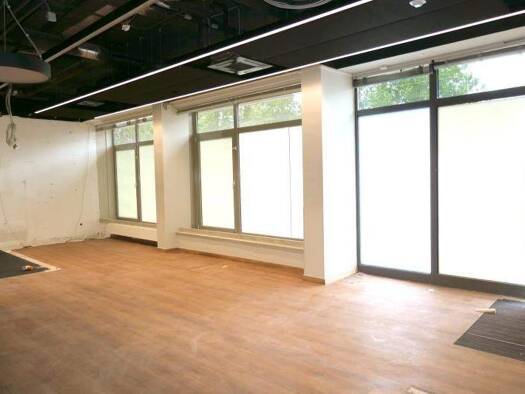 Ladenfläche zur Miete provisionsfrei 2.406 € 5 Zimmer 192,5 m² Verkaufsfläche Marienberg Nürnberg 90411