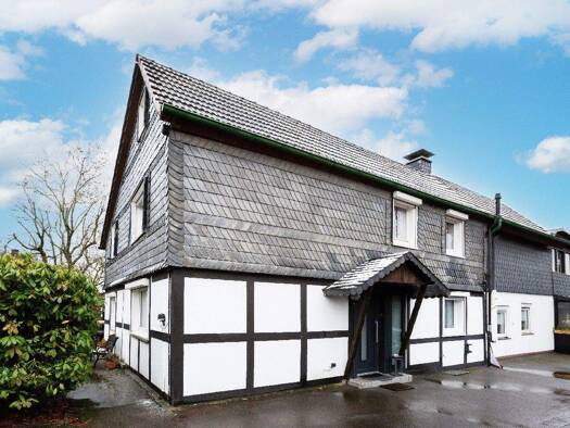 Einfamilienhaus zum Kauf 395.000 € 4 Zimmer 123 m² 562 m² Grundstück Bergisch Neukirchen Leverkusen 51381