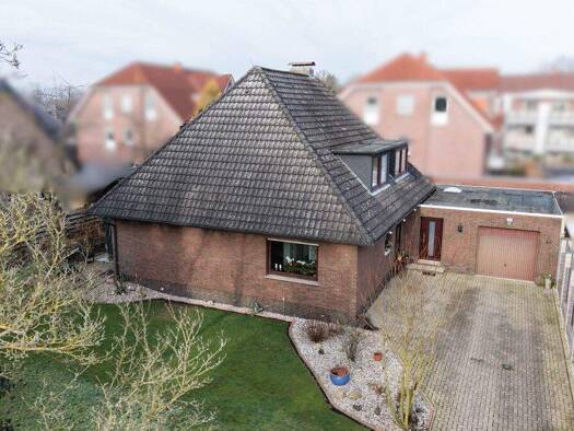 Einfamilienhaus zum Kauf provisionsfrei 449.000 € 7 Zimmer 162,6 m² 871 m² Grundstück Ofenerdiek Oldenburg 26125