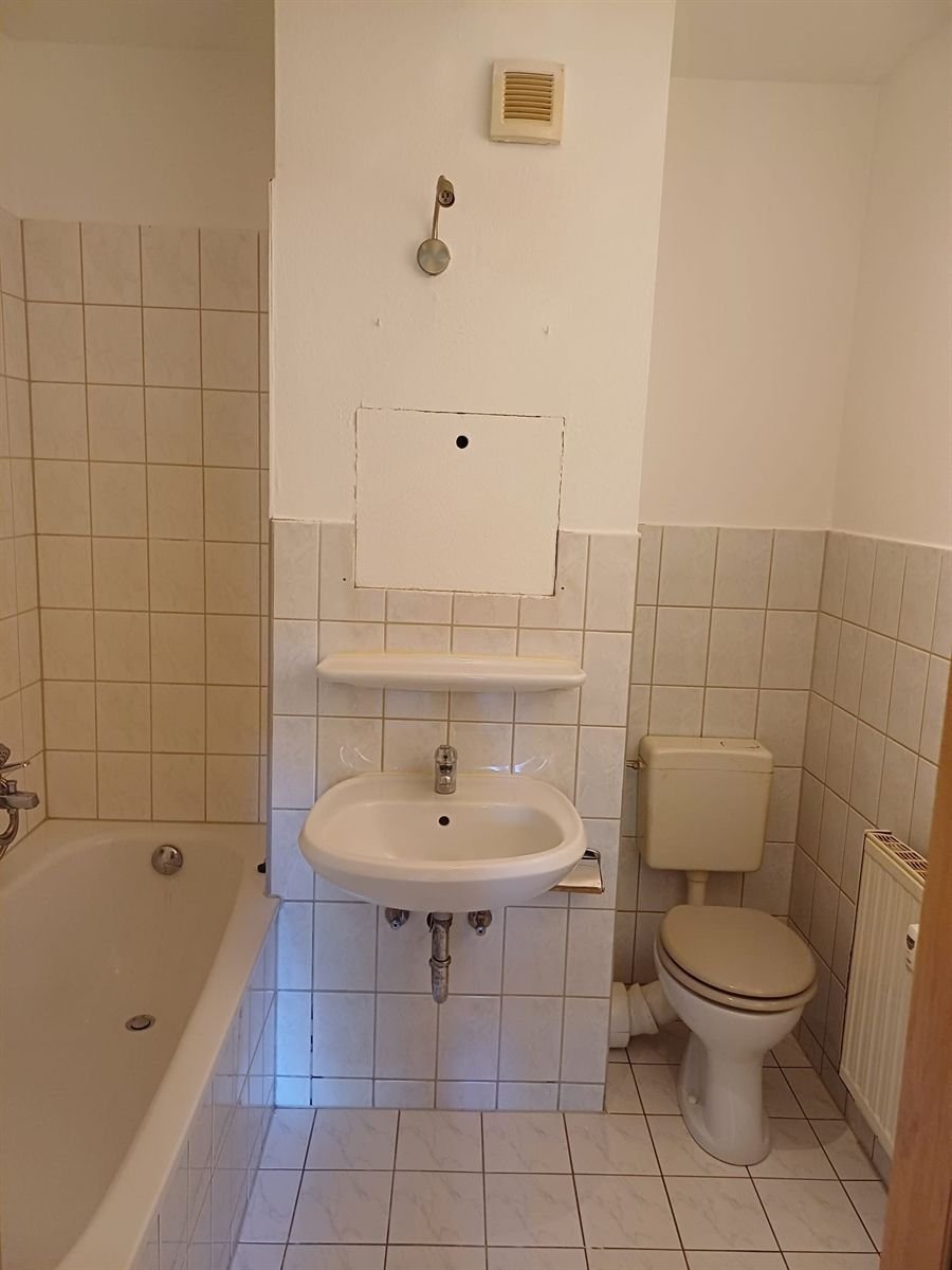 Studio zur Miete 340 € 3 Zimmer 59,7 m²<br/>Wohnfläche 1.<br/>Geschoss Am Wurzbächle 9 Wurzbach Wurzbach 07343