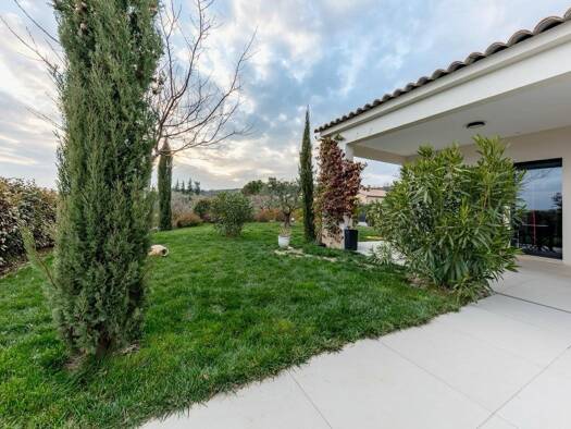 Haus zum Kauf 795.000 € 174 m² 1.421 m² Grundstück Forcalquier 04300