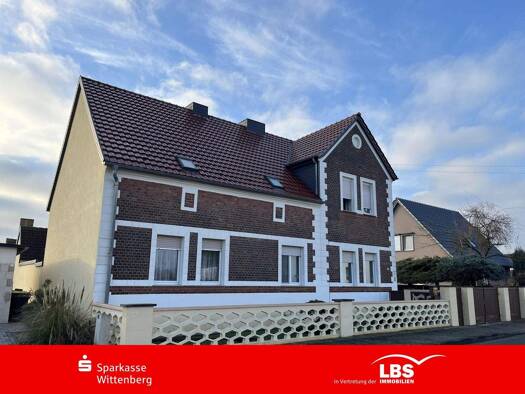 Bauernhaus zum Kauf 138.500 € 8 Zimmer 150 m² 6.930 m² Grundstück frei ab 01.01.2026 Gräfenhainichen 06772