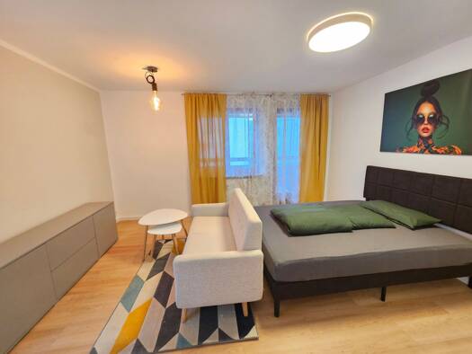 Wohnung zur Miete 600 € 1 Zimmer 33 m² Geschoss 1/4 frei ab sofort Zell Esslingen am Neckar 73730