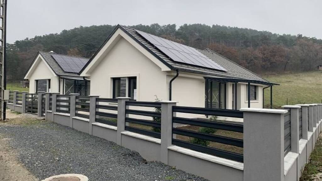 Bungalow zum Kauf - Erstbezug provisionsfrei als Kapitalanlage geeignet 312.500 € 4 Zimmer 100 m² 375 m² Grundstück Vonyarcvashegy 8314