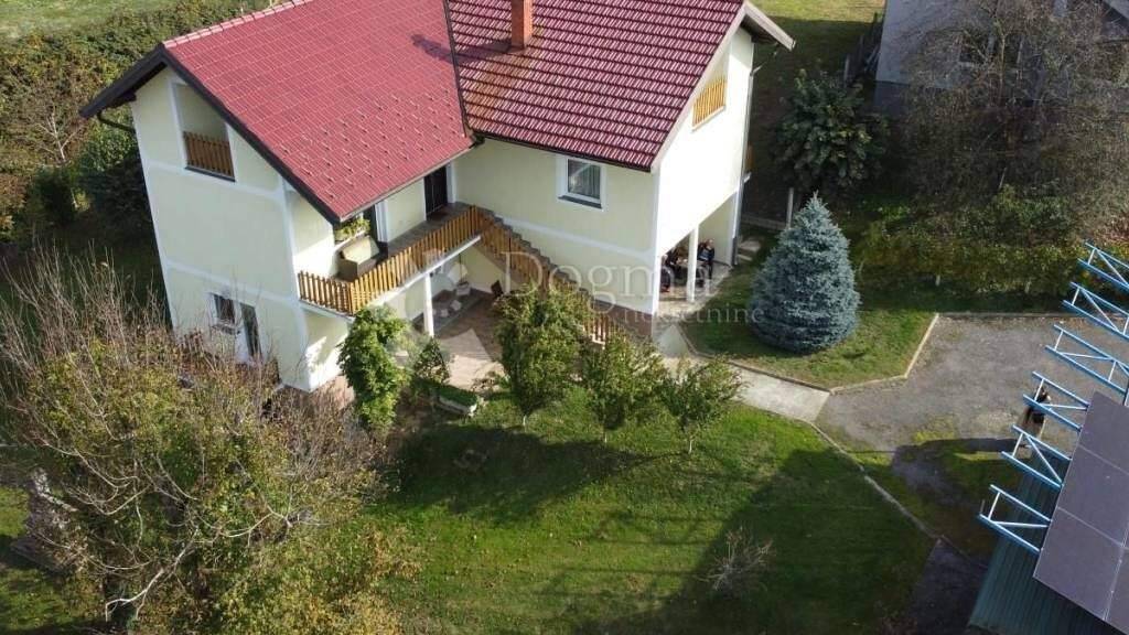 Haus zum Kauf 160.000 € 4 Zimmer 258 m² Berek