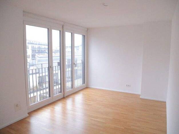 Wohnung zur Miete 1.598 € 2 Zimmer 84,4 m² 4. Geschoss frei ab 05.03.2026 Mailänder Platz 19 Mitte Stuttgart 70173