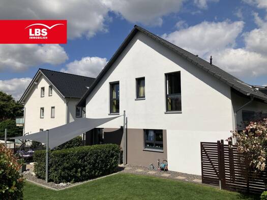 Doppelhaushälfte zum Kauf 385.000 € 4 Zimmer 115 m² 323 m² Grundstück Mitte Menden 58706